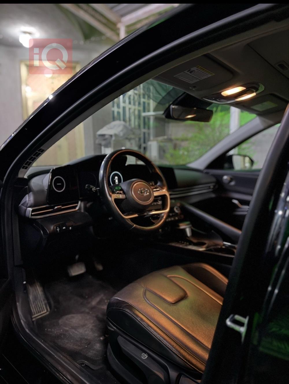 هیۆندای ئەلەنترا